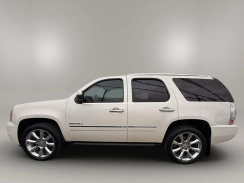 Used 2013 GMC Yukon Denali AWD/4WD image 8