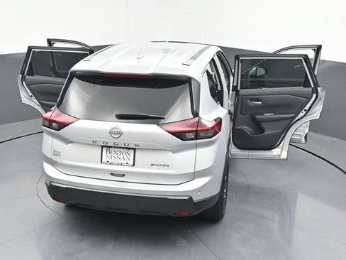 Used 2024 Nissan Rogue SV AWD/4WD image 46