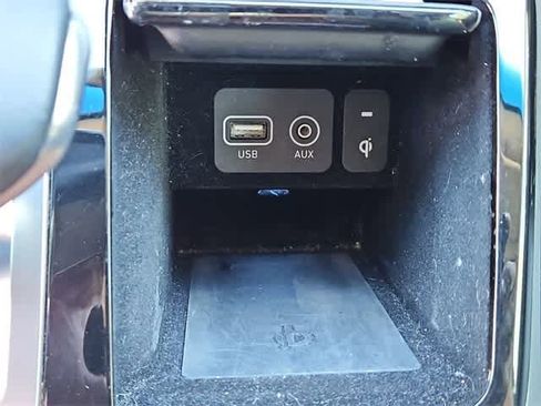 Used 2019 Genesis G90 3.3T Premium image 32