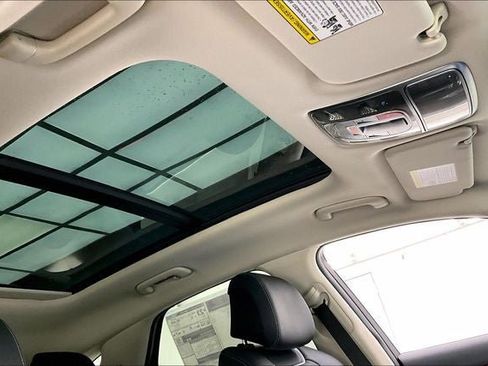 New 2026 Genesis GV70 2.5T Select image 10