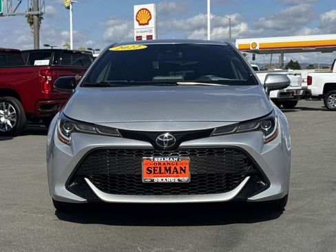 Used 2022 Toyota Corolla SE FWD image 2