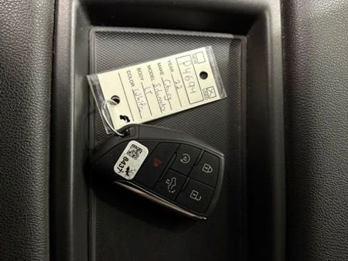 Certified 2022 Chevrolet Silverado 1500 LT w/ Z71 Off-Road Package image 23