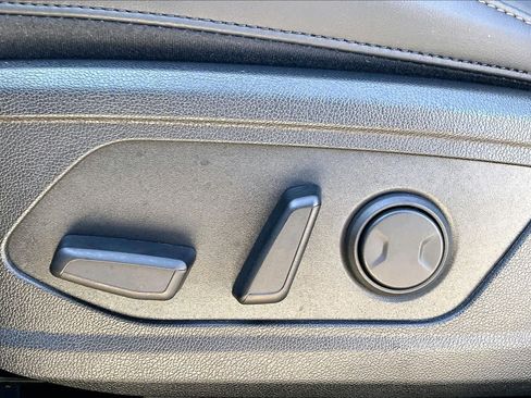 Certified 2026 Kia Sorento EX w/ EX Premium Package FWD image 29