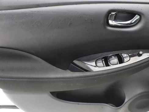 Used 2023 Nissan Leaf SV Plus image 16