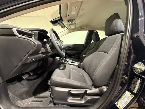 Used 2024 Toyota Corolla LE FWD image 12