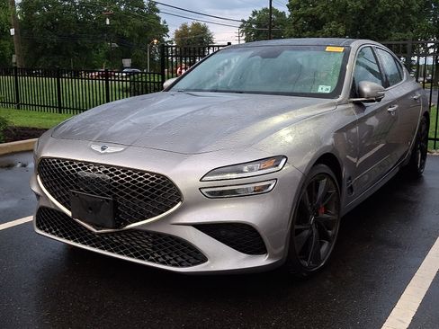 Used 2023 Genesis G70 3.3T w/ Sport Prestige Package AWD/4WD image 5