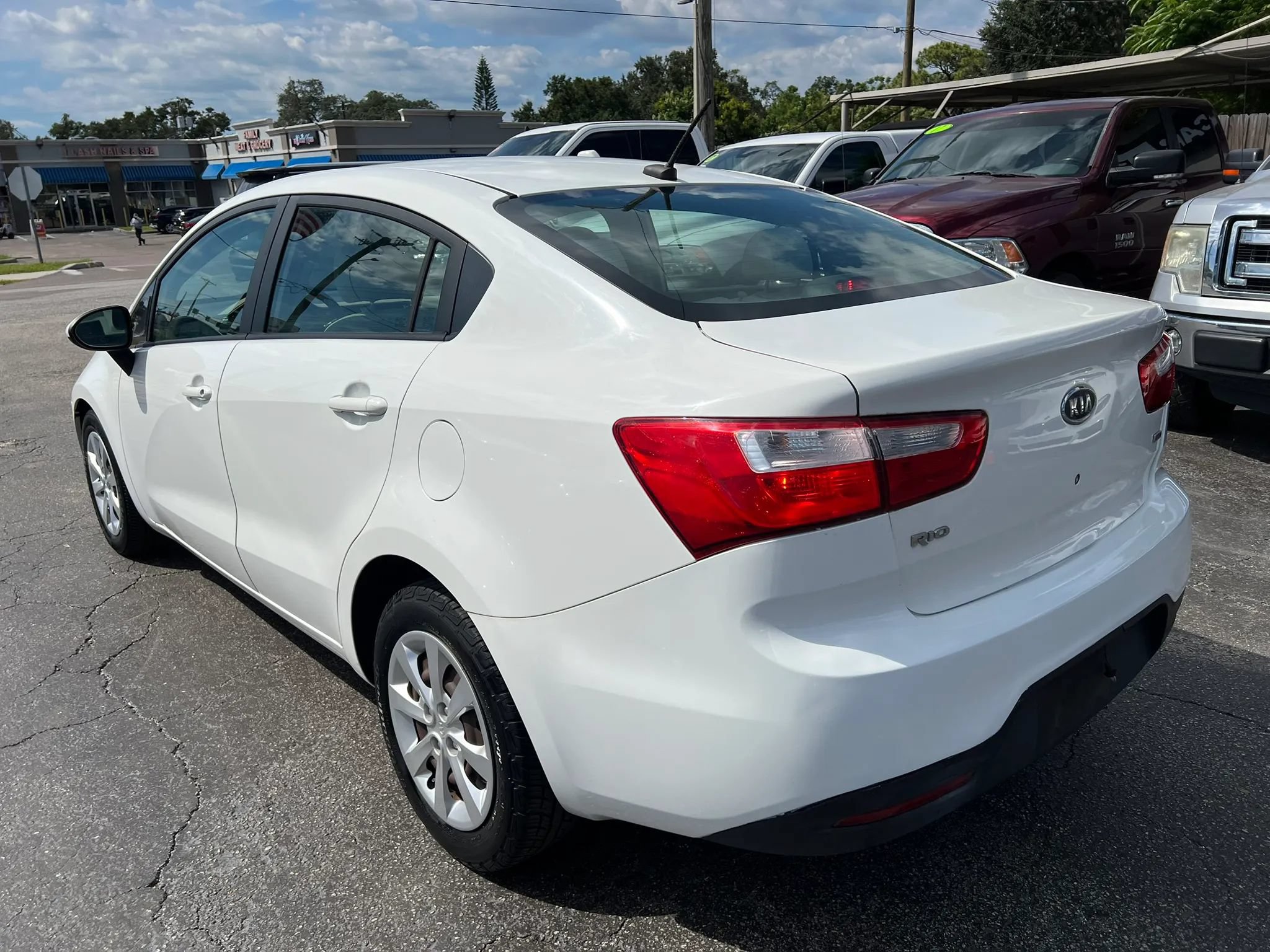 Used 2013 Kia Rio LX FWD image 7