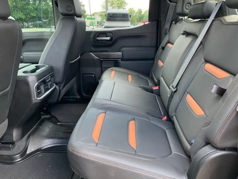 Used 2021 GMC Sierra 1500 AT4 AWD/4WD image 16