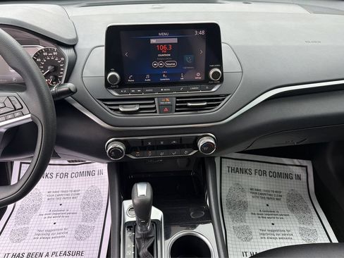 Used 2021 Nissan Altima 2.5 SV FWD image 12