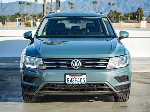Used 2021 Volkswagen Tiguan SE image 3