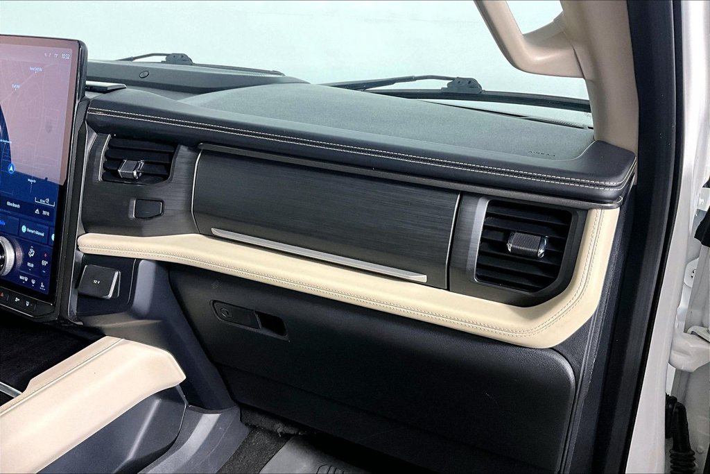 Certified 2023 Ford Expedition Platinum AWD/4WD image 16