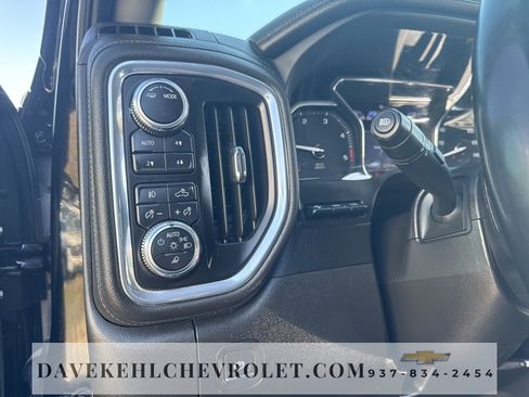 Used 2023 GMC Sierra 2500 Denali w/ Denali Ultimate Package image 12