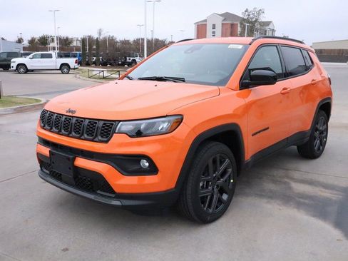 New 2026 Jeep Compass Latitude AWD/4WD image 10