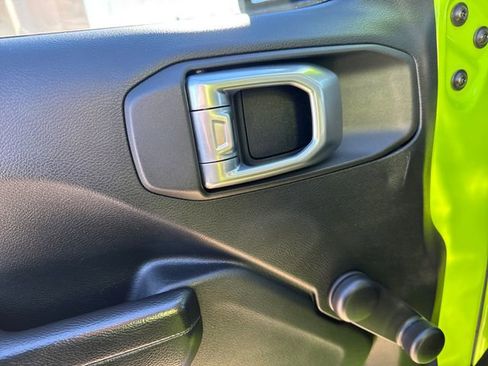 Used 2021 Jeep Wrangler Unlimited Sport image 11