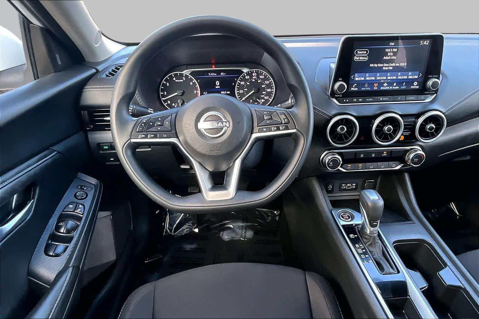 Used 2025 Nissan Sentra SV FWD image 6