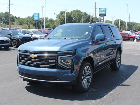 New 2026 Chevrolet Tahoe High Country AWD/4WD image 9