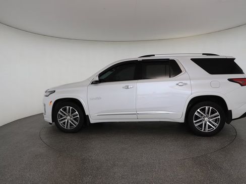 Used 2024 Chevrolet Traverse High Country image 7