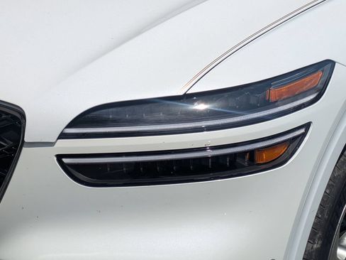 Used 2026 Genesis GV70 2.5T Advanced AWD/4WD image 10