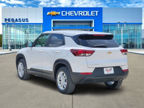 New 2026 Chevrolet TrailBlazer LS w/ LS Convenience Package FWD image 5