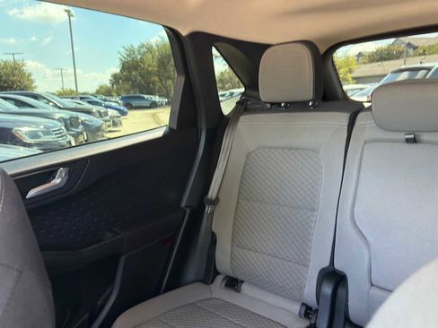 Used 2020 Ford Escape SE FWD image 12