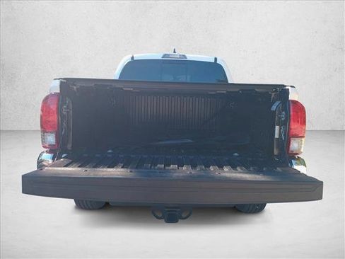 Used 2020 Toyota Tacoma SR5 image 6