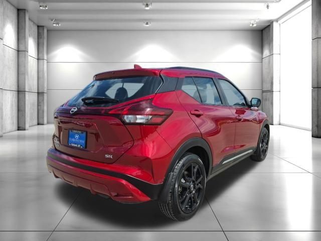 Used 2023 Nissan Kicks SR w/ SR Premium Package FWD image 5
