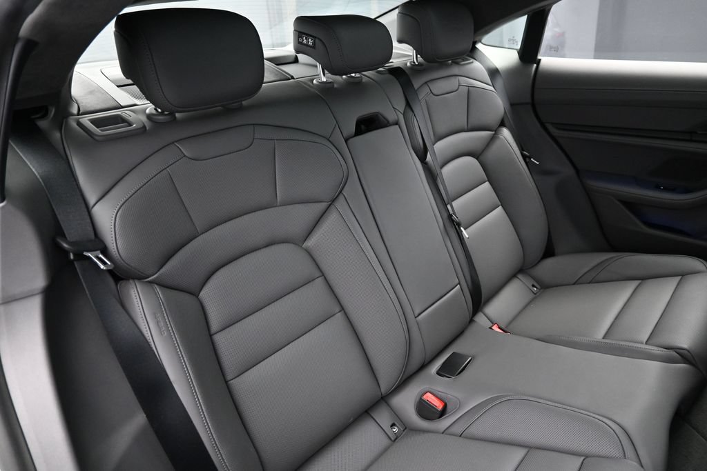 Certified 2022 Porsche Taycan Turbo AWD/4WD image 27