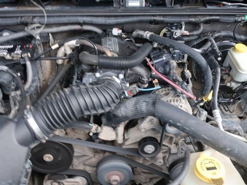 Used 2010 Jeep Wrangler Sport AWD/4WD image 28