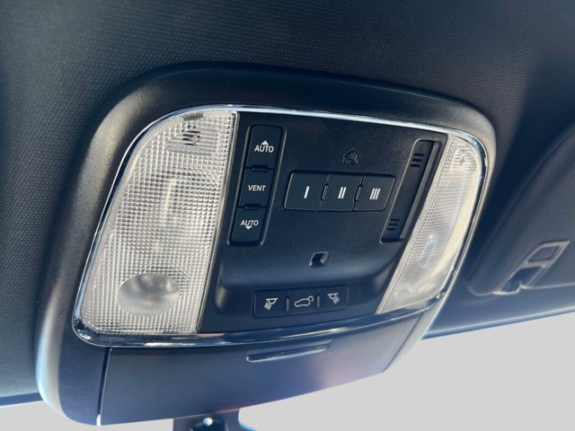 Used 2021 Jeep Grand Cherokee Laredo X AWD/4WD image 32