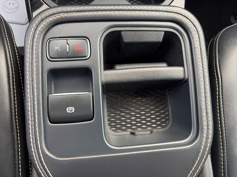 Used 2025 Ford Mustang Mach-E GT image 30