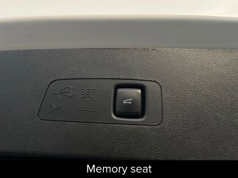 Certified 2023 Lincoln Corsair Reserve w/ Equipment Group 201A image 14