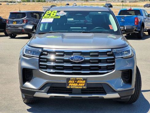 Certified 2026 Ford Explorer Active RWD image 2