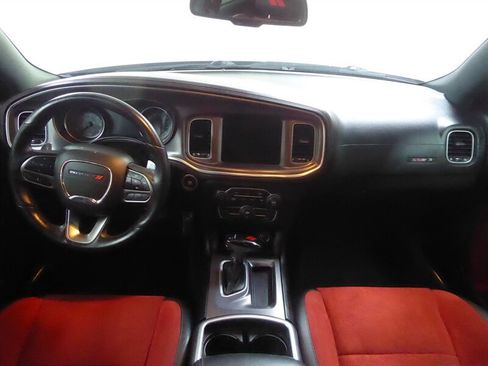 Used 2021 Dodge Charger Scat Pack w/ Plus Group RWD image 9