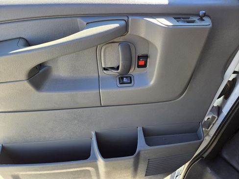 Used 2013 Chevrolet Express 2500 LS w/ Power Package image 13