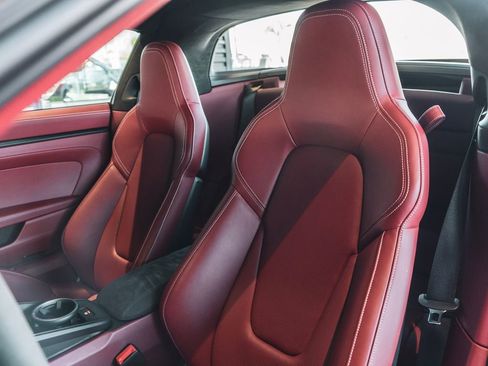 Used 2023 Porsche 911 Targa 4 GTS image 4