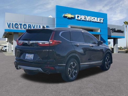 Used 2019 Honda CR-V Touring image 4