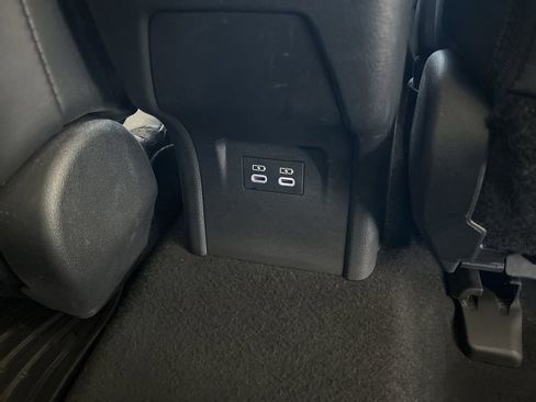 Used 2023 Toyota Prius Limited image 24