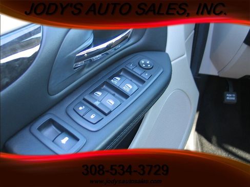 Used 2017 Dodge Grand Caravan SE w/ Power Window Group image 3
