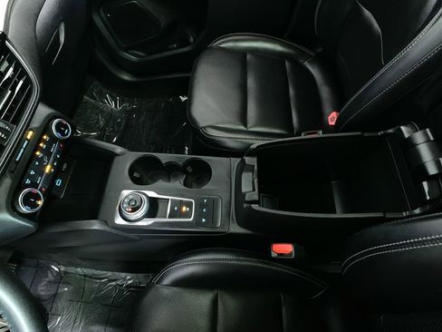 Used 2022 Ford Escape Titanium w/ Class II Trailer Tow Package image 30