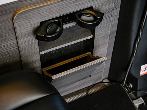 Used 2022 Mercedes-Benz Sprinter 3500 image 77