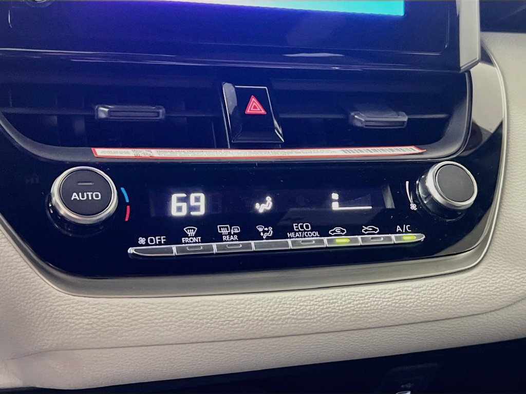 Used 2026 Toyota Corolla SE FWD image 23