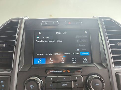 Used 2019 Ford F150 XLT w/ Equipment Group 302A Luxury image 25