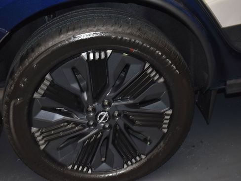 New 2025 Nissan Murano Platinum w/ Cargo Package image 5