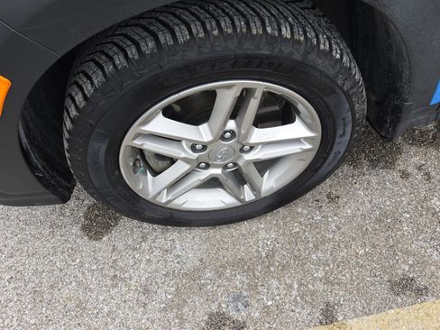 Used 2022 Hyundai Kona SE image 16