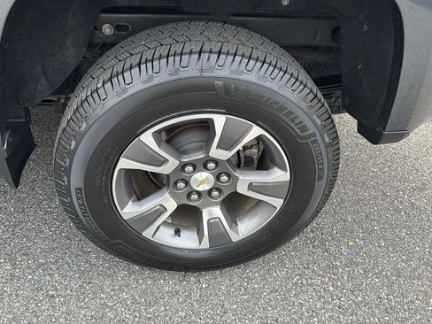 Used 2016 Chevrolet Colorado Z71 image 33