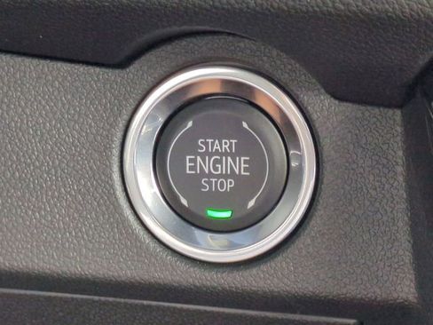 New 2025 Chevrolet Traverse LT FWD image 27