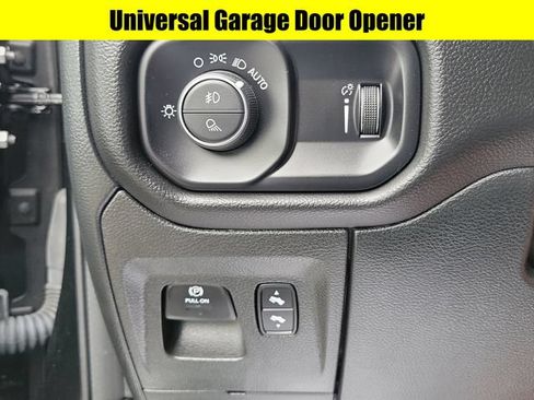 Used 2023 RAM 1500 Big Horn AWD/4WD image 19