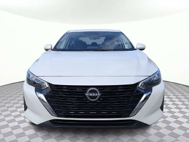 Used 2024 Nissan Sentra SV FWD image 9