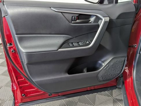 Certified 2025 Toyota RAV4 LE image 16