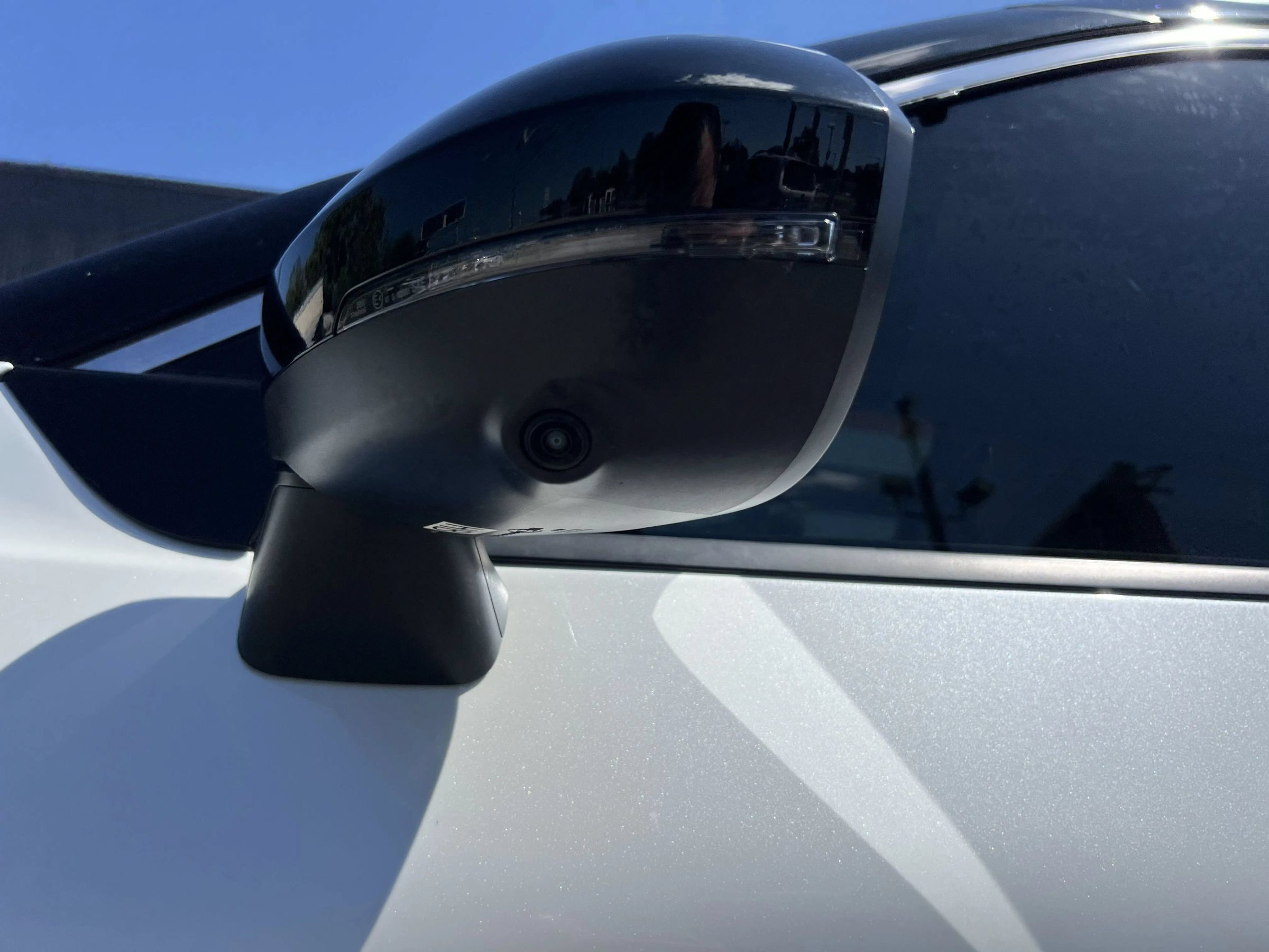 Used 2024 Nissan Rogue SL w/ SL Premium Package FWD image 36